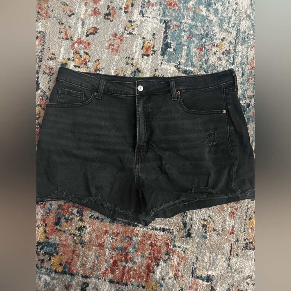 Old Navy Distressed High-Rise OG Straight Jean Shorts 18